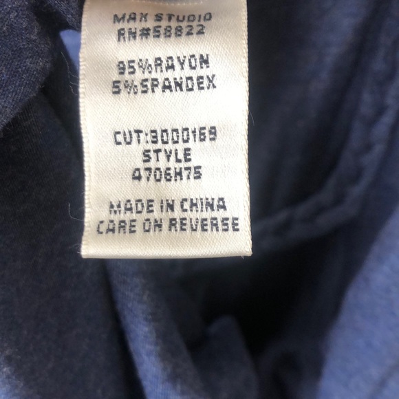 Max Studio Navy Tank - Picture 6 of 12